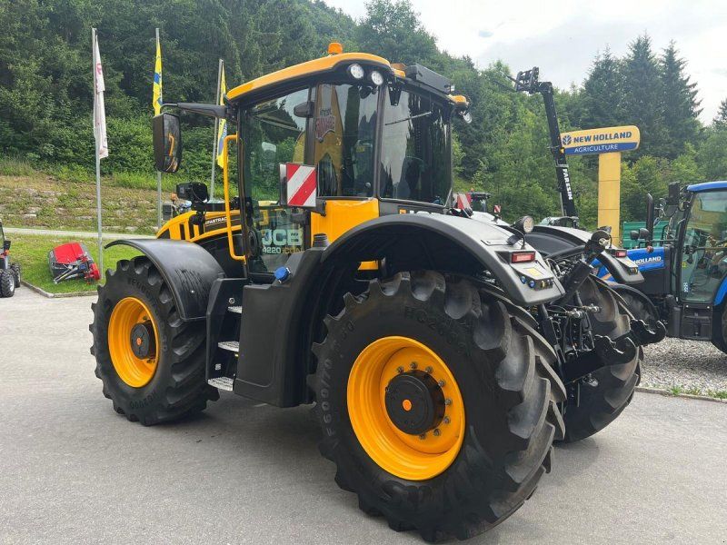 JCB Fastrac 4220 iCON