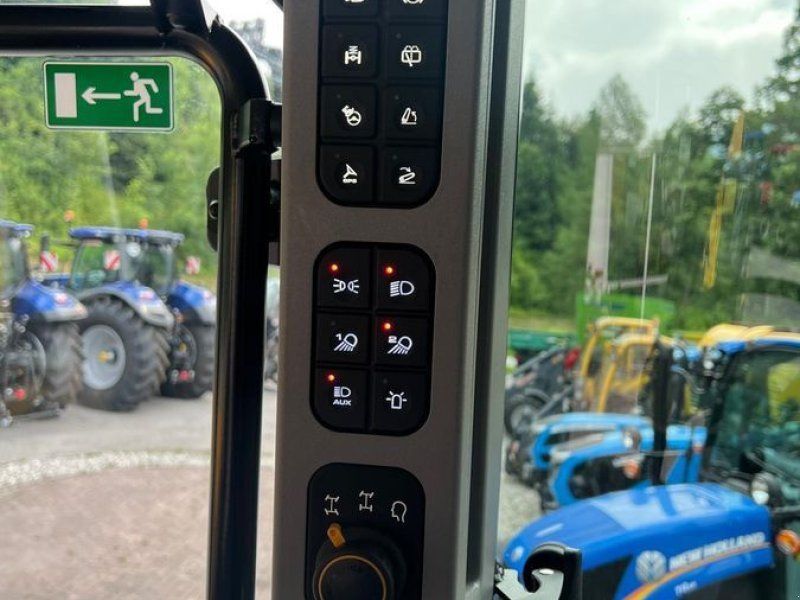 JCB Fastrac 4220 iCON