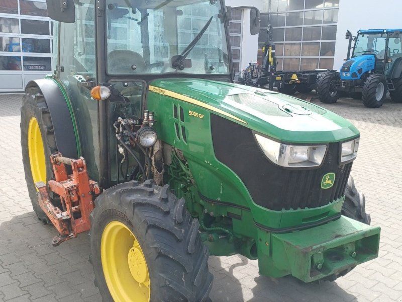John Deere 5085 GF