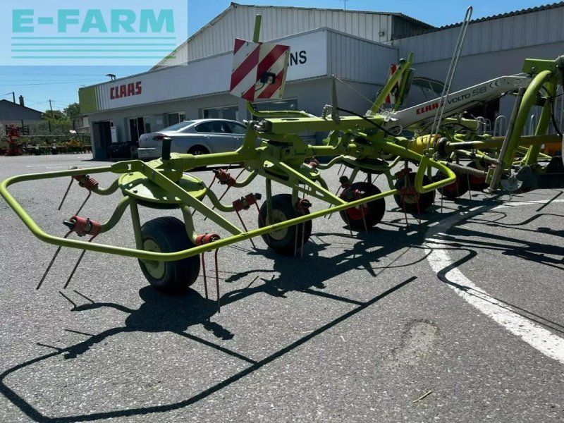 Claas faneuse volto 58