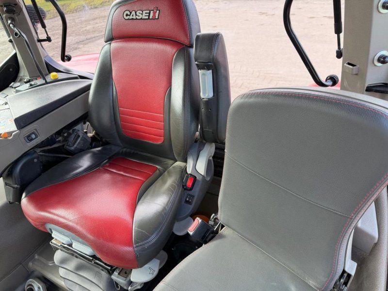 Case IH OPTUM 300 CVX