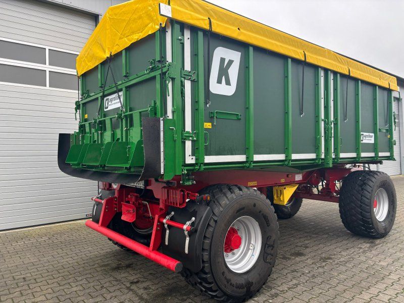 Kröger 18to 560er bereift 3 Schieber mit Kunststoffbordwand Interne Nr.