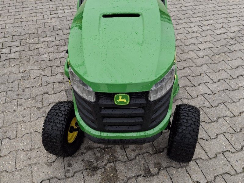 John Deere X117R