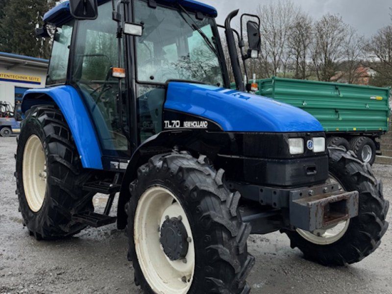 New Holland TL 70