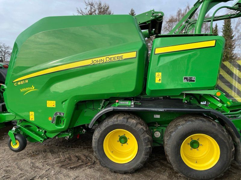 John Deere C461R