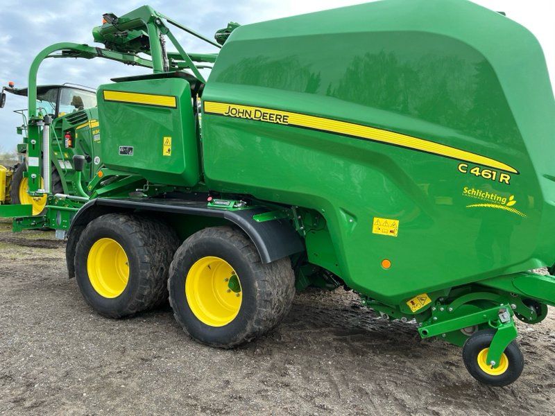 John Deere C461R