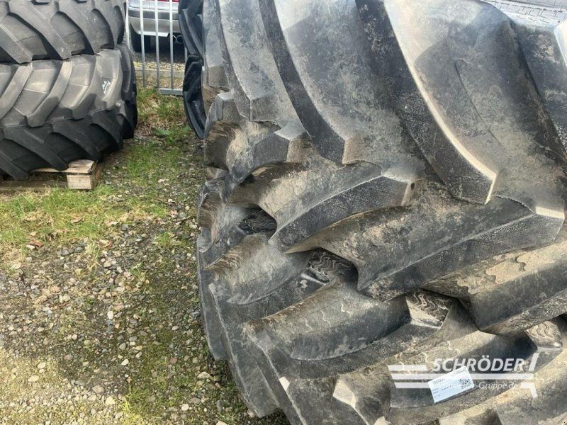 BKT 2X 650/65 R38