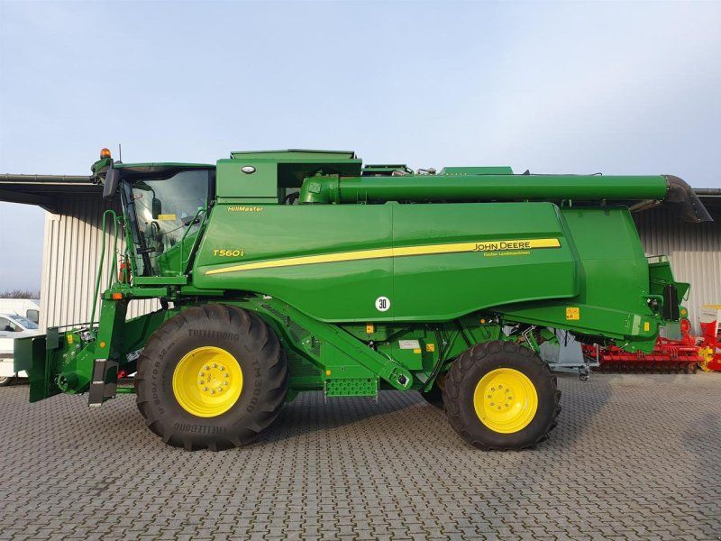 John Deere T560i HM