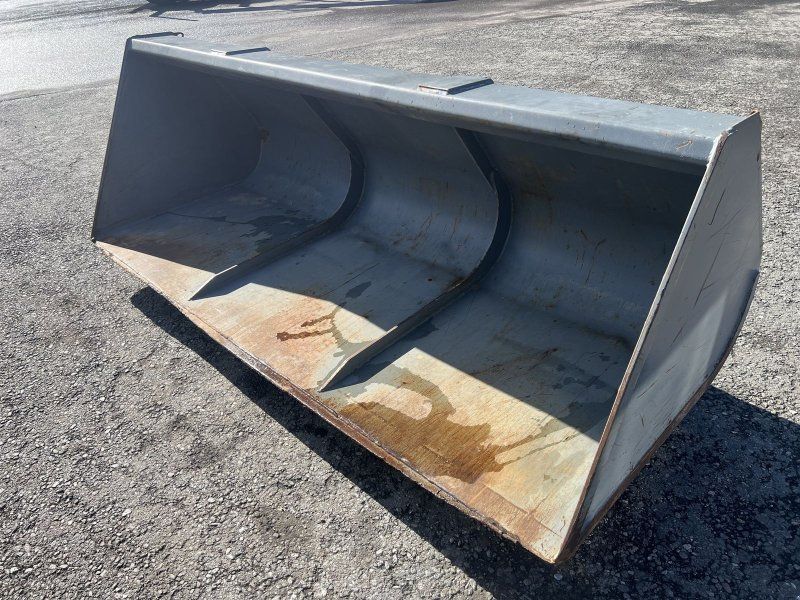 Stekro Volumenschaufel 240cm mit Euroaufnahme