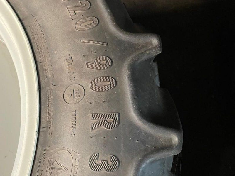 Firestone 340/85 R48+ 320/90 R32