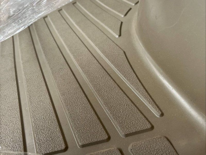 Steyr Case Puma Bodenmatte