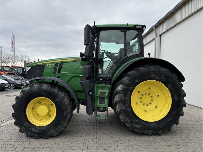 John Deere 6250 R