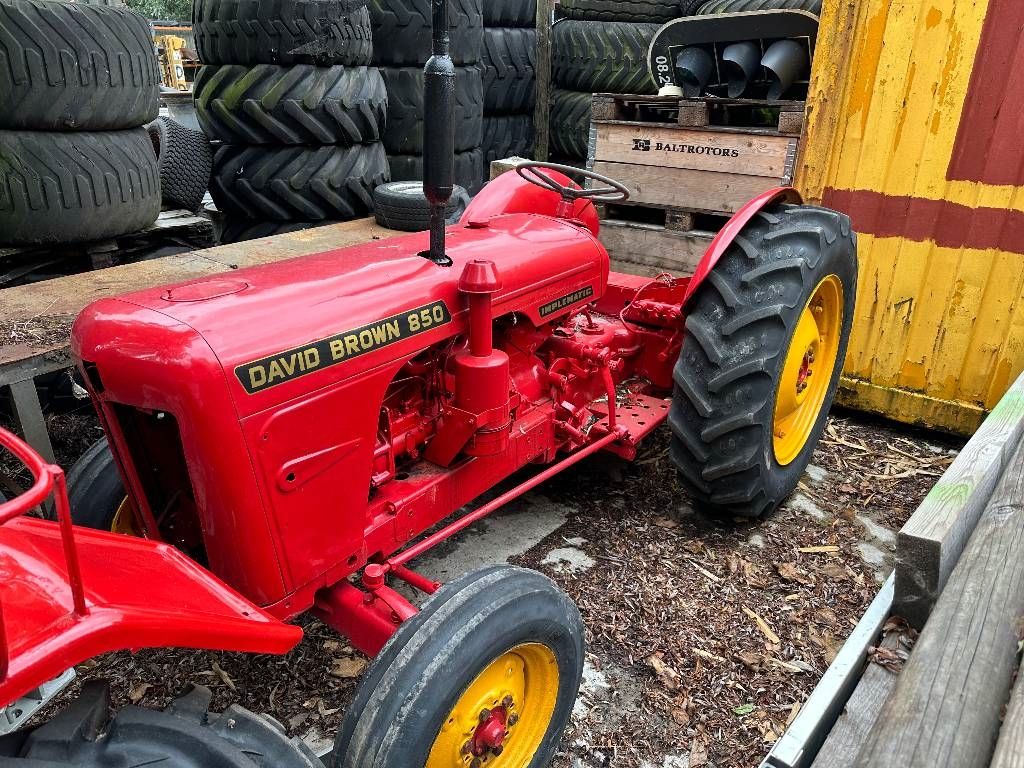 David Brown 850
