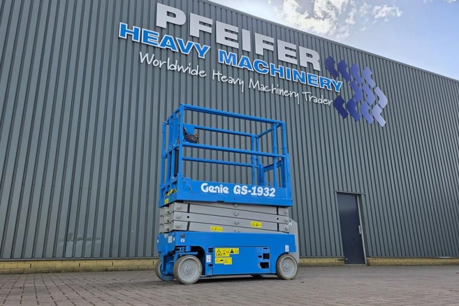 Genie GS1932 Electric, 2025 Batteries, Working Height 7.