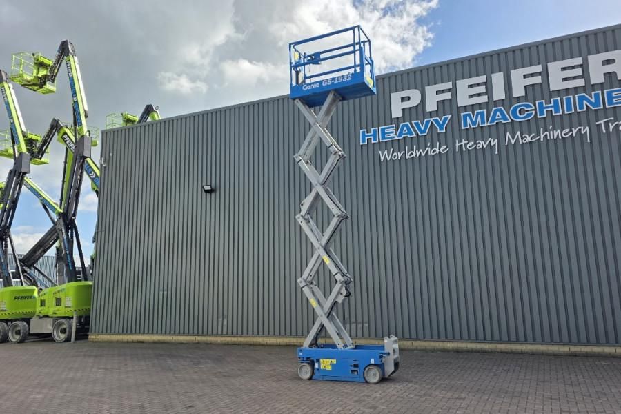 Genie GS1932 Electric, 2025 Batteries, Working Height 7.