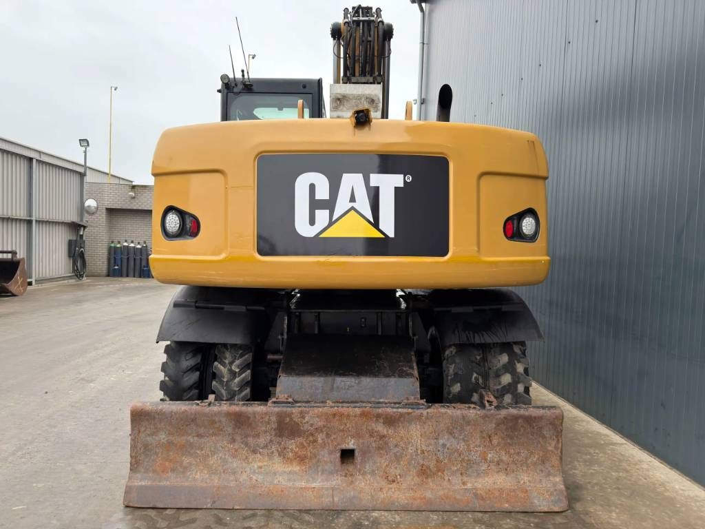 CAT M316D