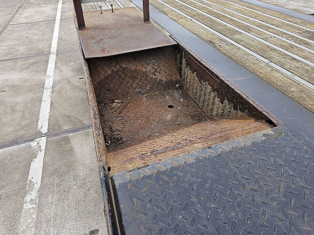 KELBERG D500V/SAFS/90 2 axle semi low bed