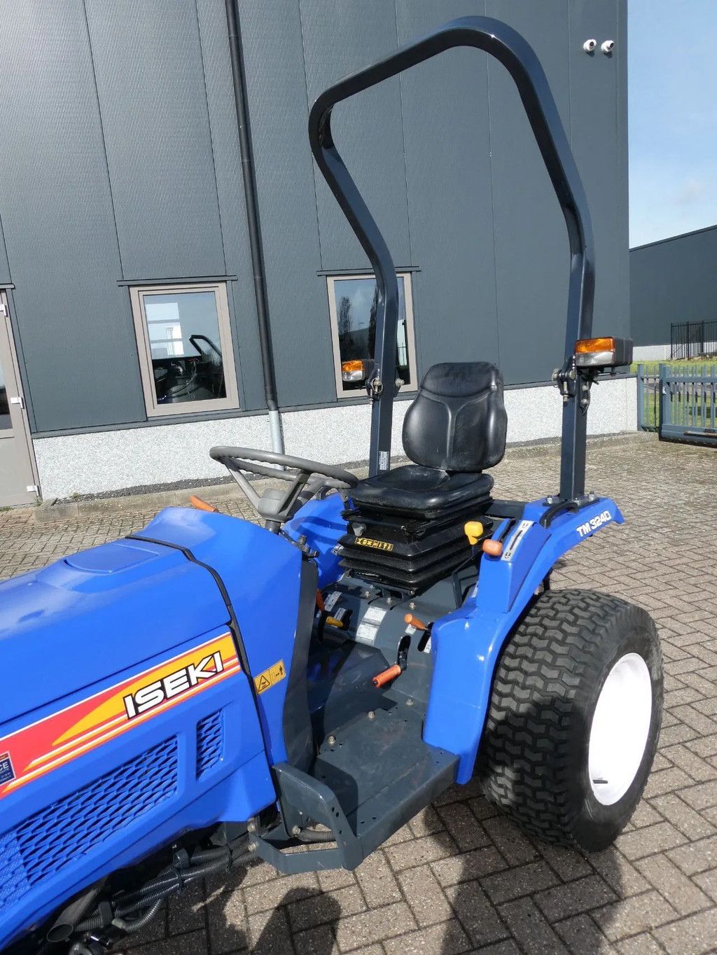 Iseki TM3240 4wd HST / 2456 Draaiuren / Automaat