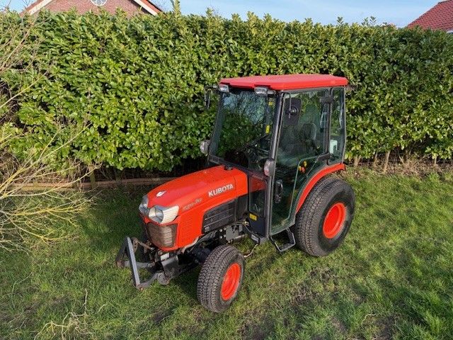 Kubota B3030HST