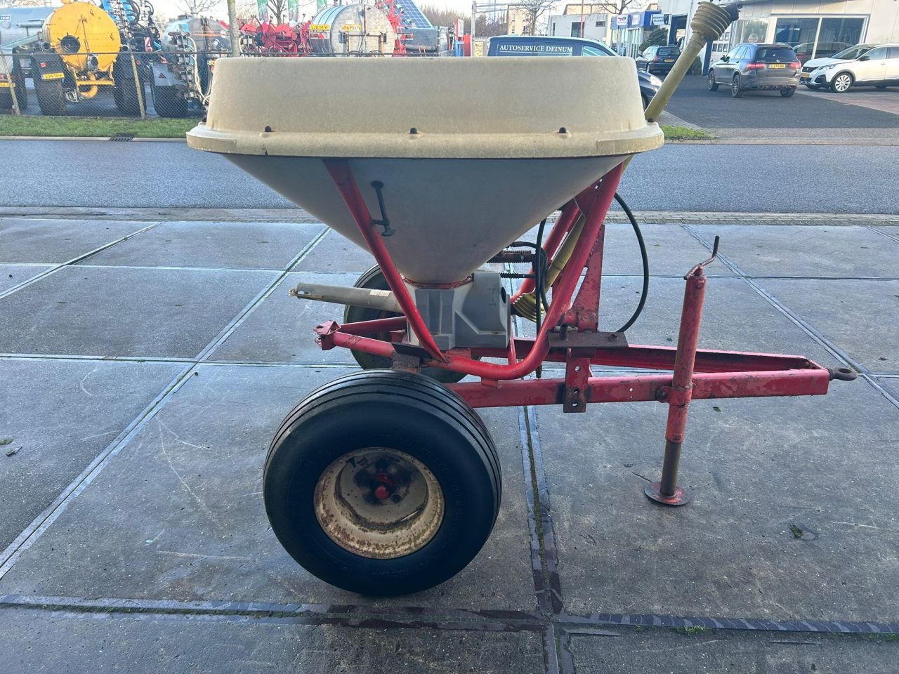 Vicon pendelstrooier op onderstel