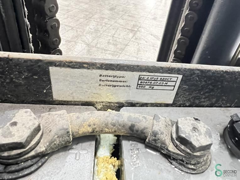 Schubmaststapler Elektrisch OM Thesi B2 K23 2004