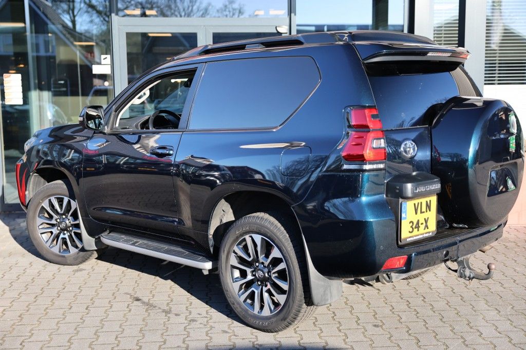 Toyota Landcruiser 150 2.8 D-4D 3DRS PROFESSIONAL A/T VAN