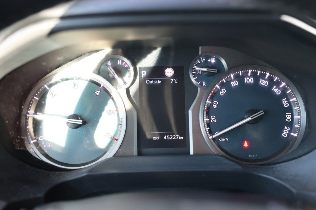 Toyota Landcruiser 150 2.8 D-4D 3DRS PROFESSIONAL A/T VAN