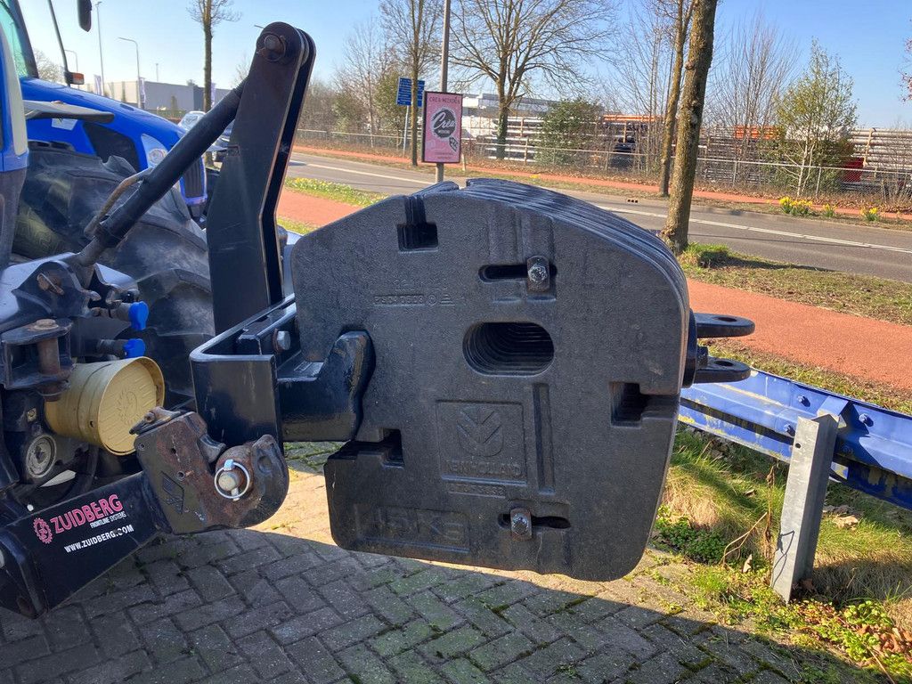 New Holland Gewicht 1000kg