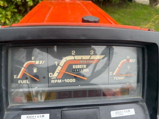 KUBOTA L1-255 4WD Power steering