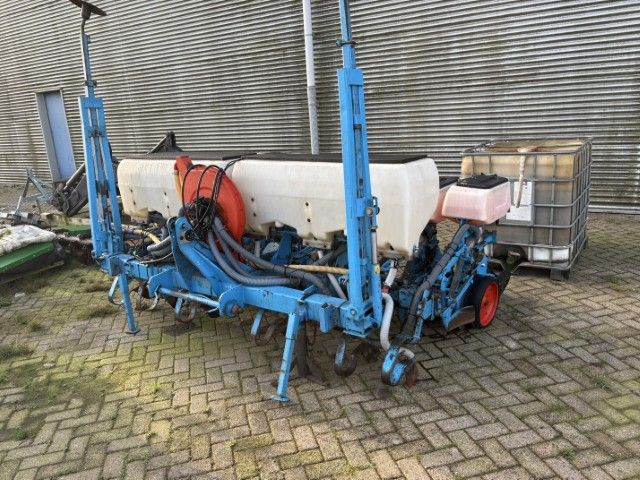 Monosem 6 rijige maiszaaimachine