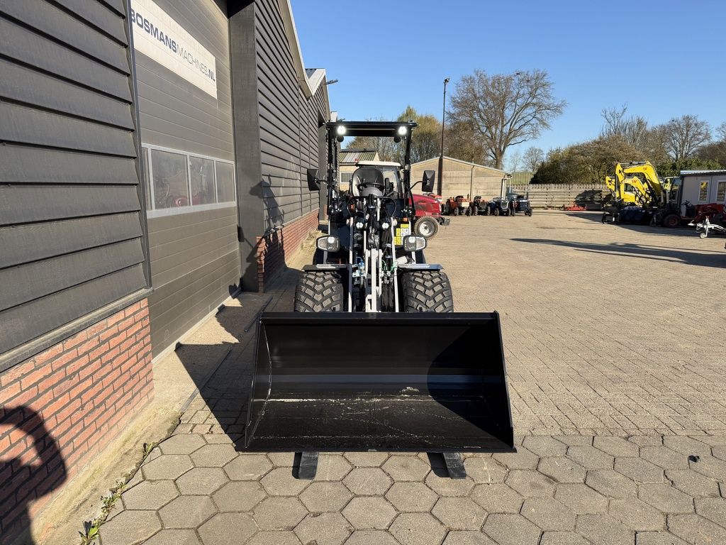 Giant G2700 X-TRA HD+ minishovel NIEUW grey / black