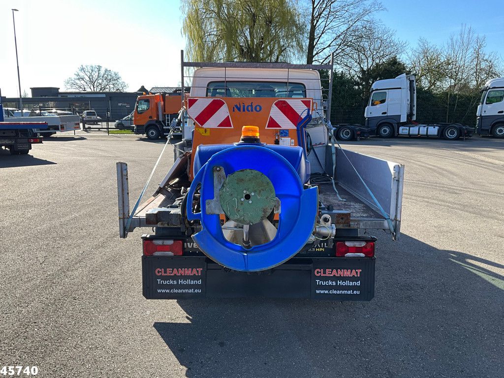 Iveco Daily 35S12 300 met Nido zoutstrooier Just 88.053 km!