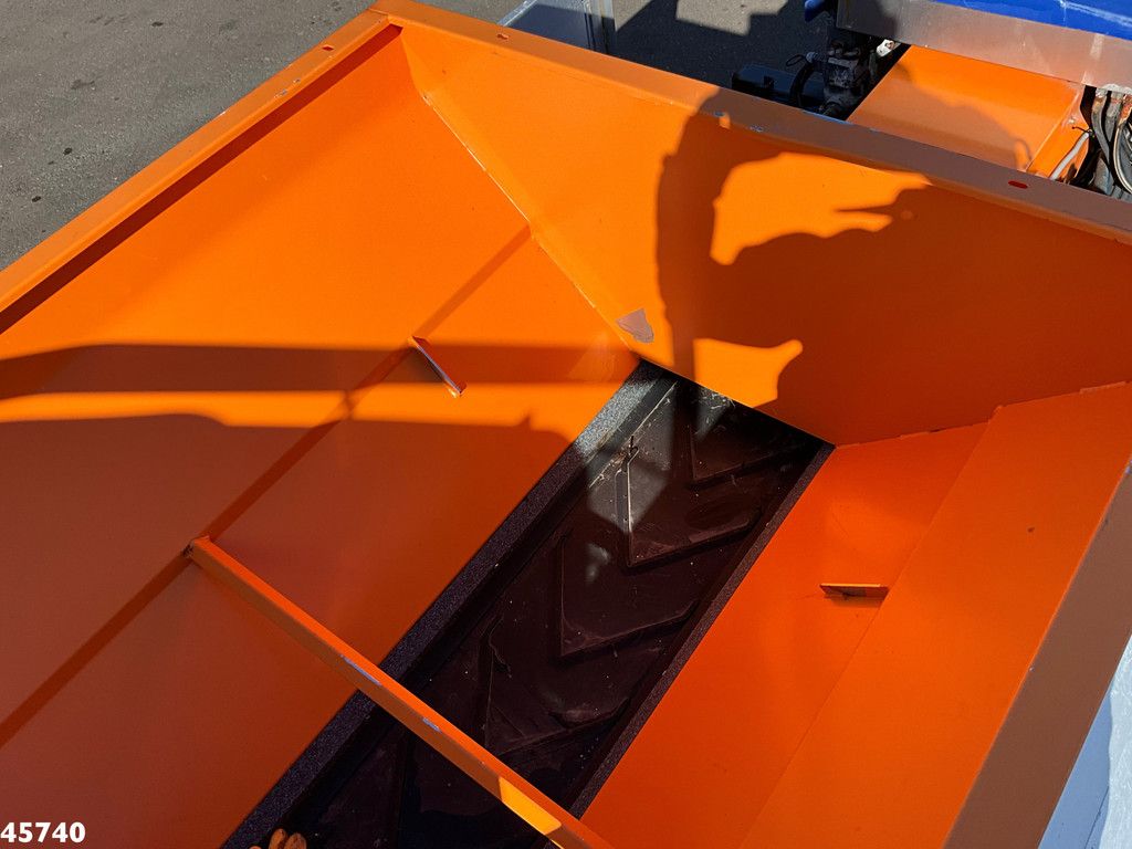 Iveco Daily 35S12 300 met Nido zoutstrooier Just 88.053 km!