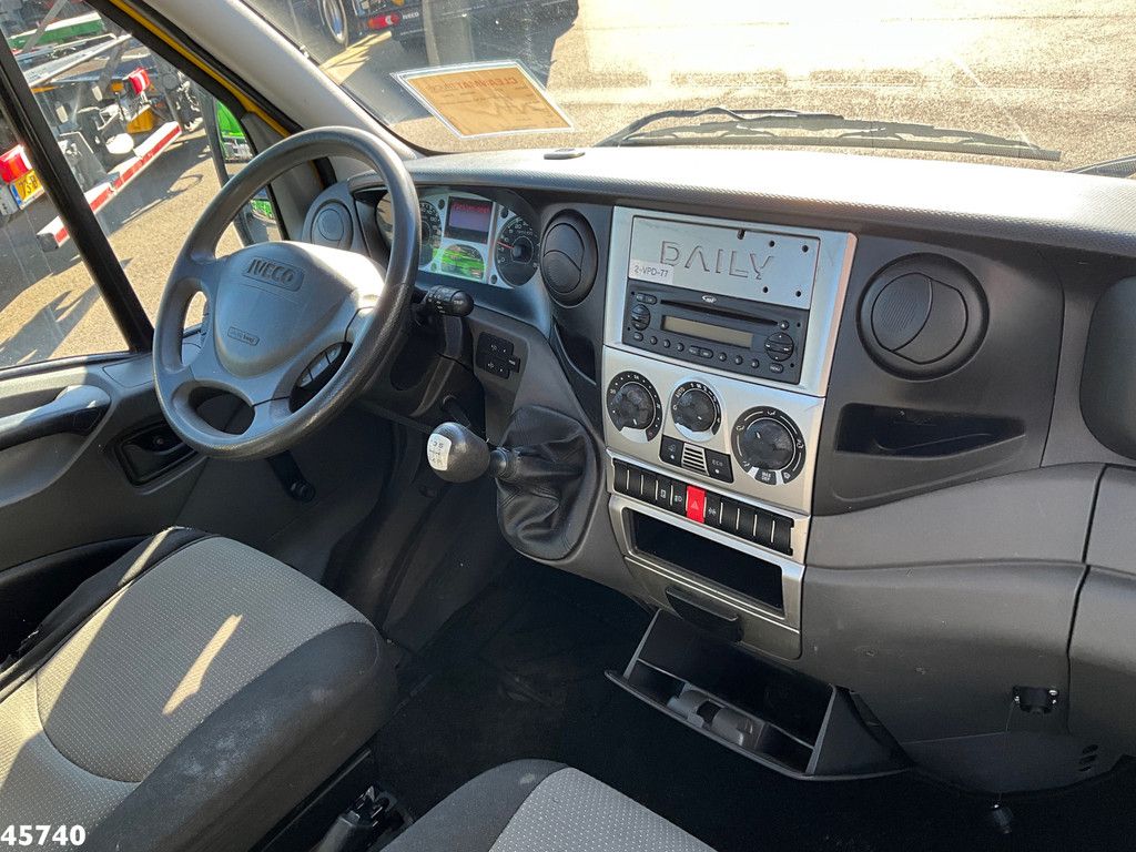 Iveco Daily 35S12 300 met Nido zoutstrooier Just 88.053 km!