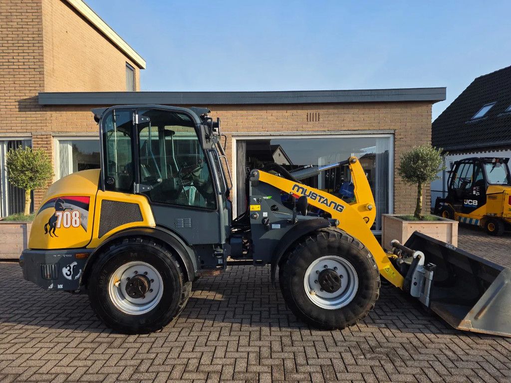 Mustang 708 shovel bak en lepels