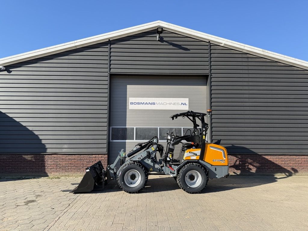 Giant G2700 X-TRA HD+ minishovel NIEUW (giekvering, pro-inching - kogeltrekhaak)