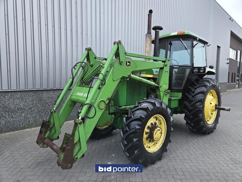 John Deere 4450