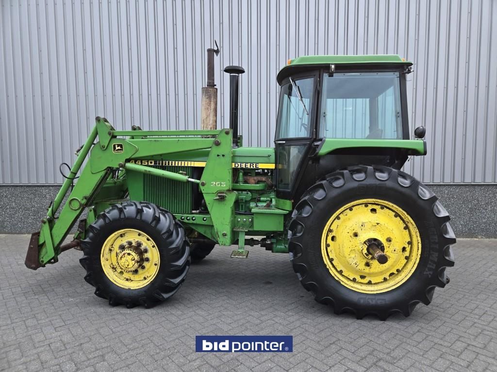 John Deere 4450
