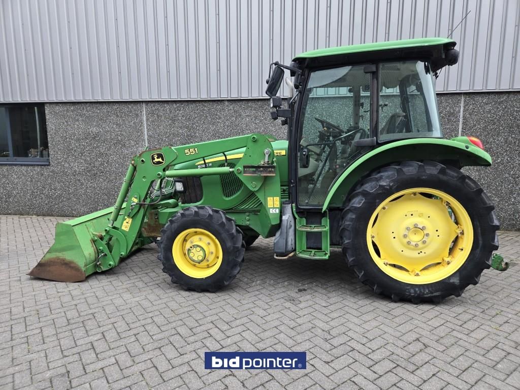 John Deere 5080R with loader