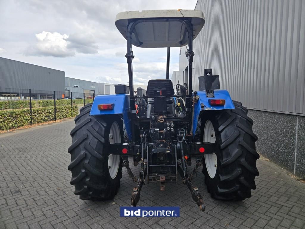 New Holland TL90A with Loader