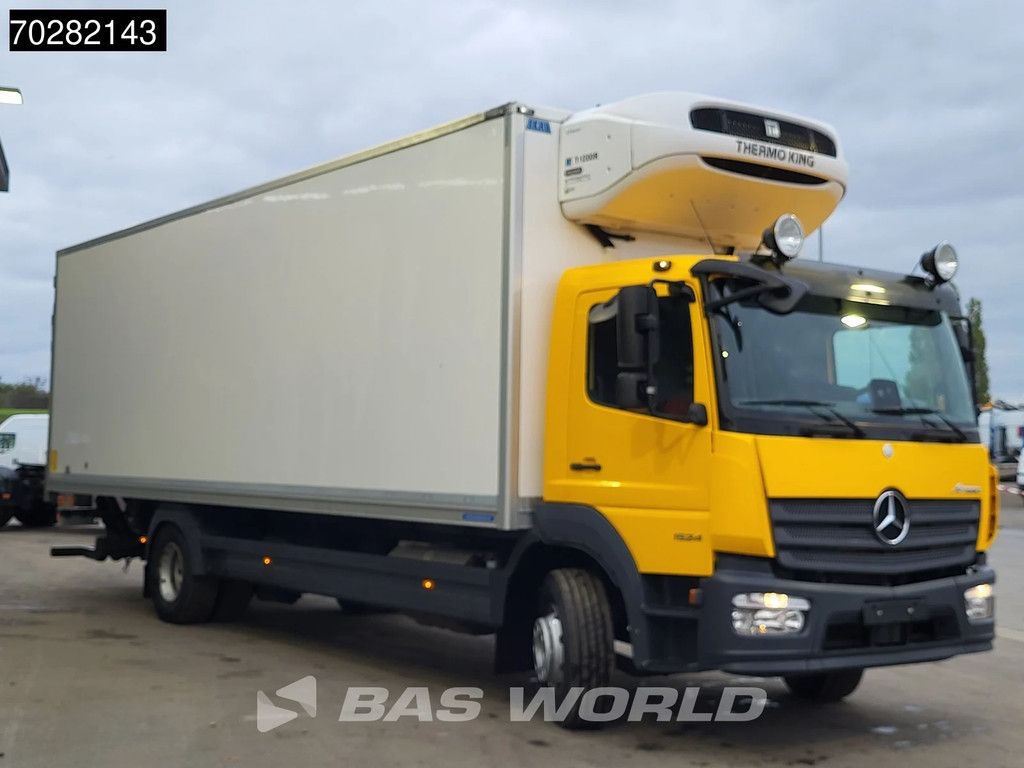 Mercedes Atego Atego 1524 4X2 6cylinder 15tonner Thermo king T-1200R Ladebordwand Automatic