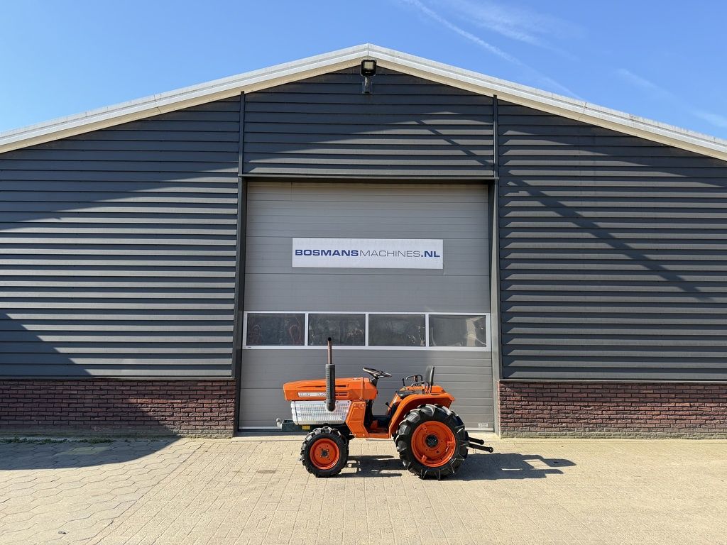 Kubota B1500 4WD 15 PK minitractor