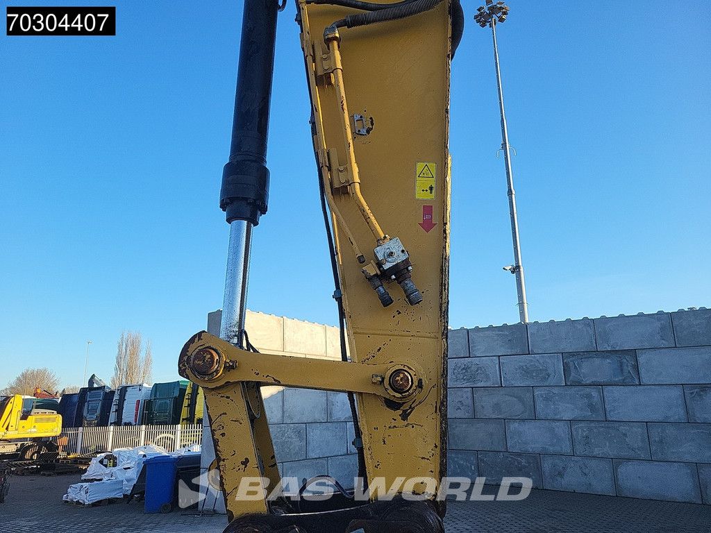 Caterpillar 328 D