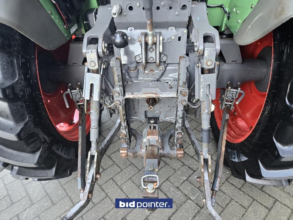 Fendt 209S Vario Front linkage and PTO