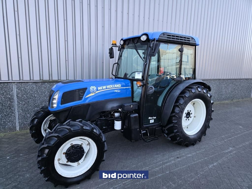 New Holland T4.95F Supersteer