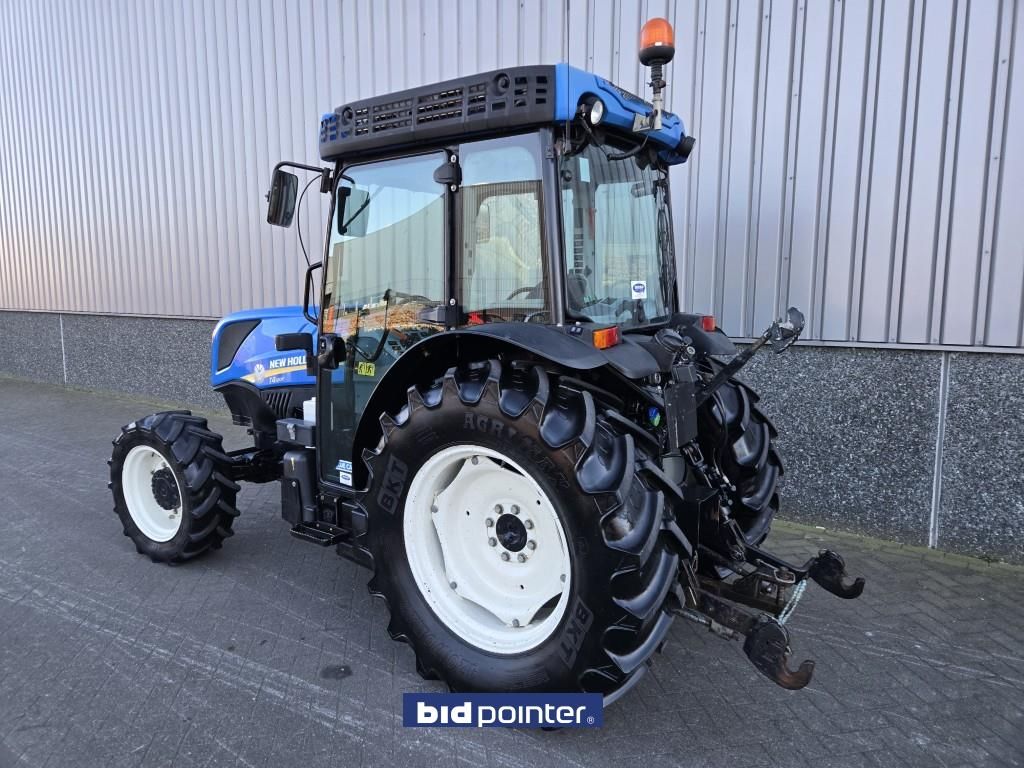 New Holland T4.100F Supersteer