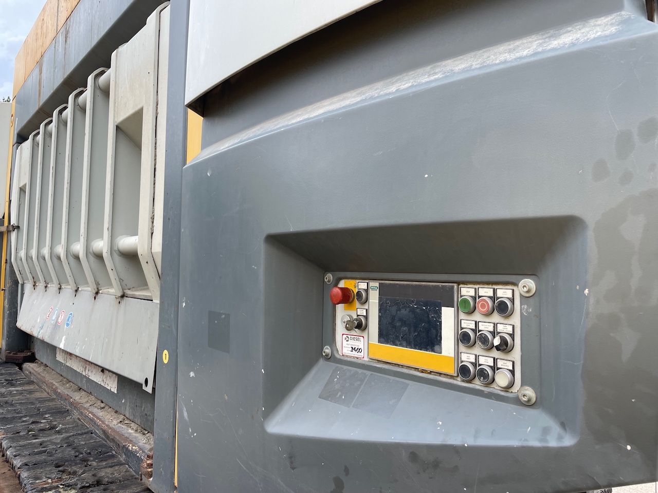 Untha XR3000C MOBIL-E Shredder