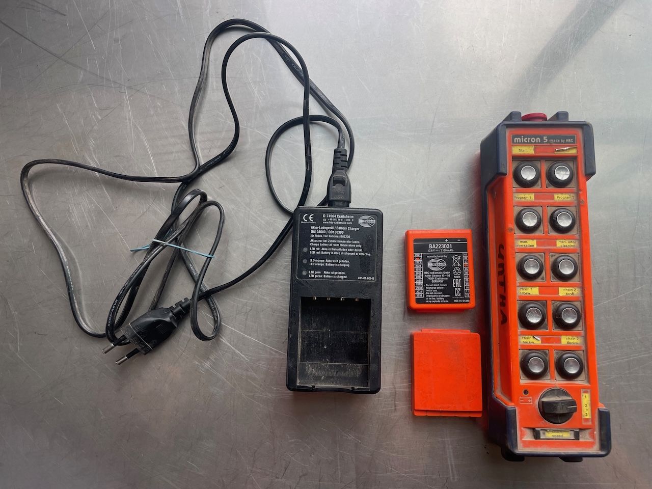 Untha XR3000C MOBIL-E Shredder