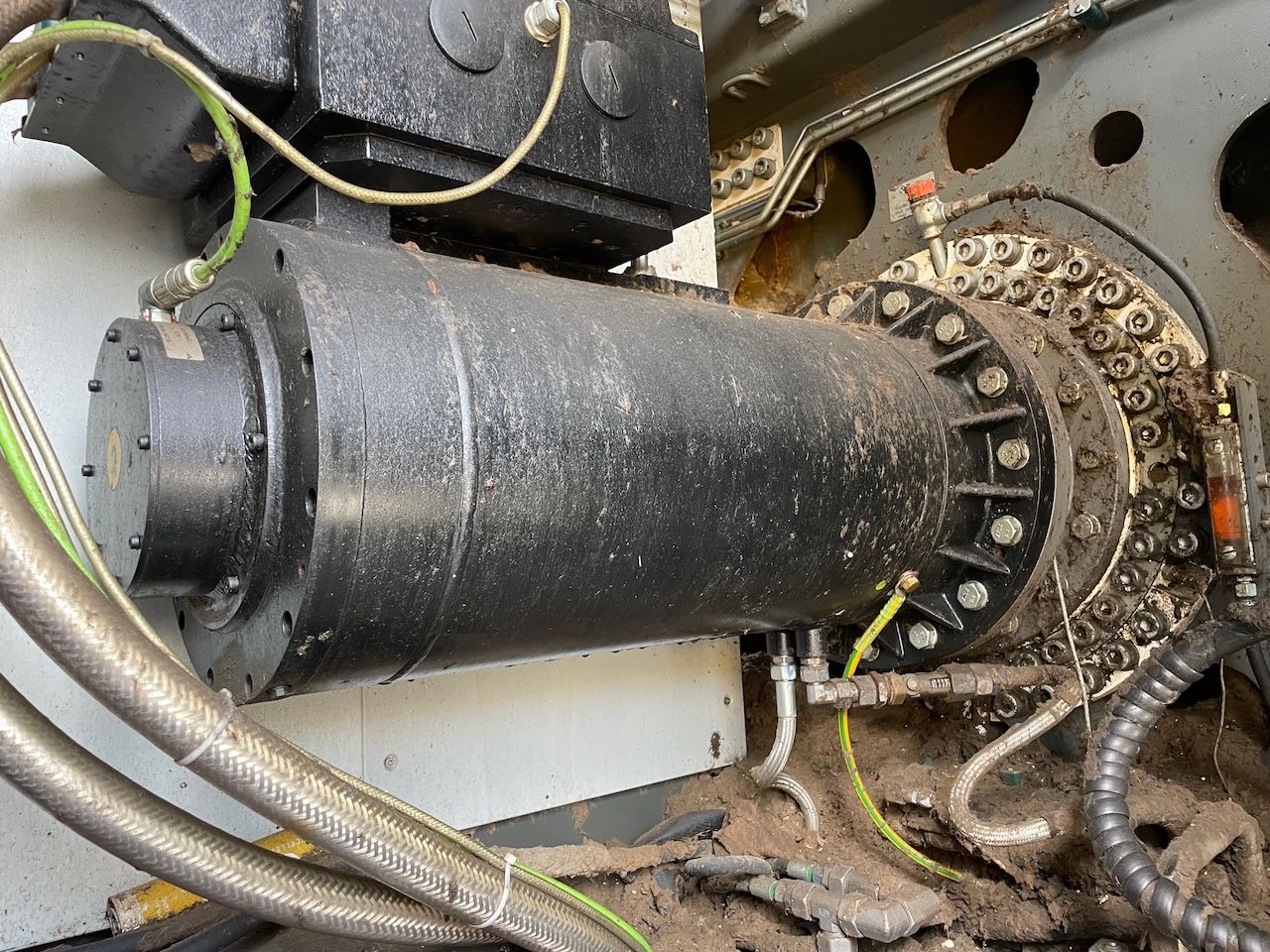 Untha XR3000C MOBIL-E Shredder