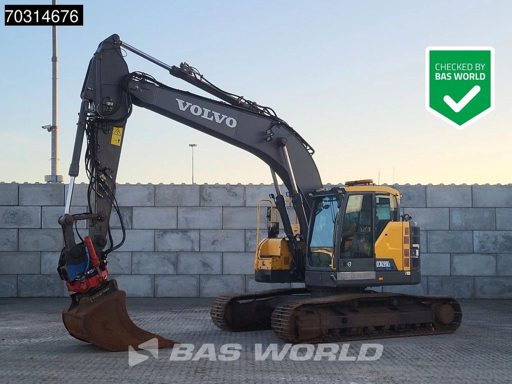Volvo ECR235 E L